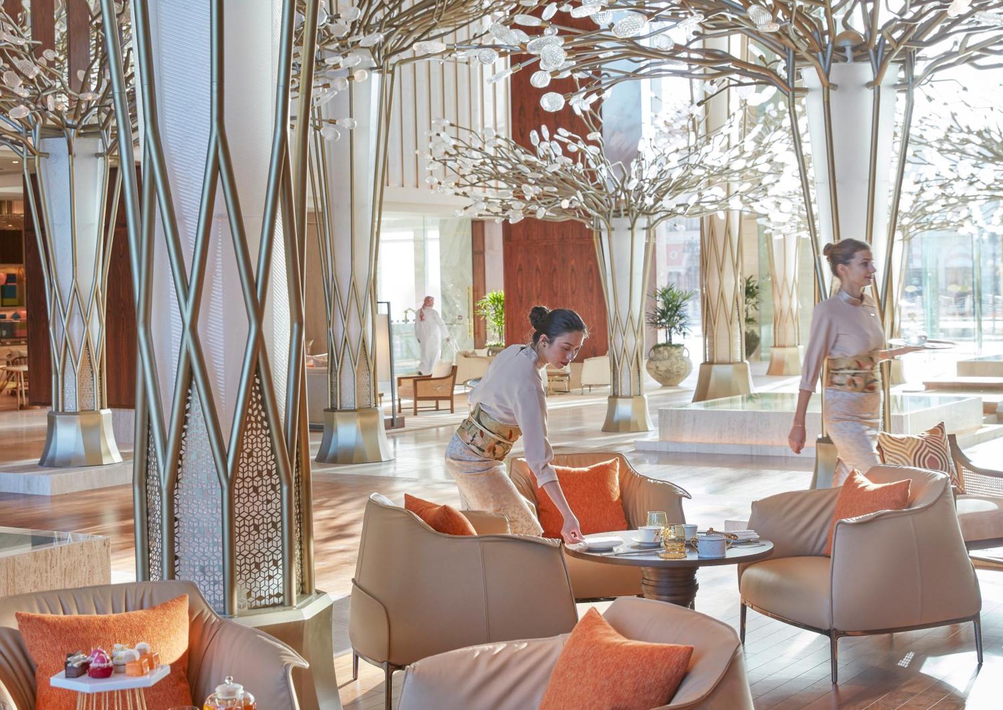 만다린 오리엔탈 주메이라 두바이 외부 사진 The lobby of the hotel